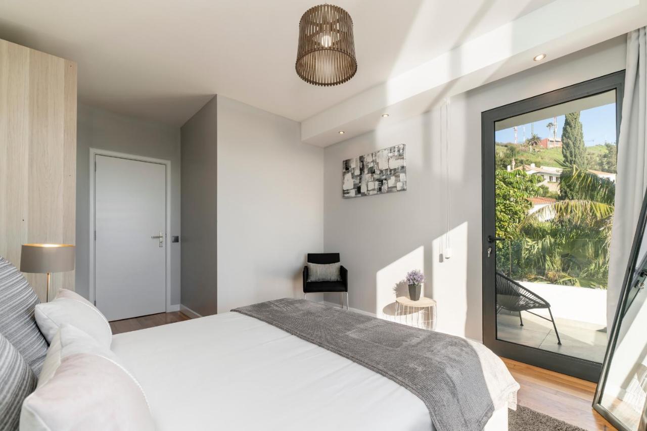Sky Villa by Travel to Madeira Funchal  Esterno foto