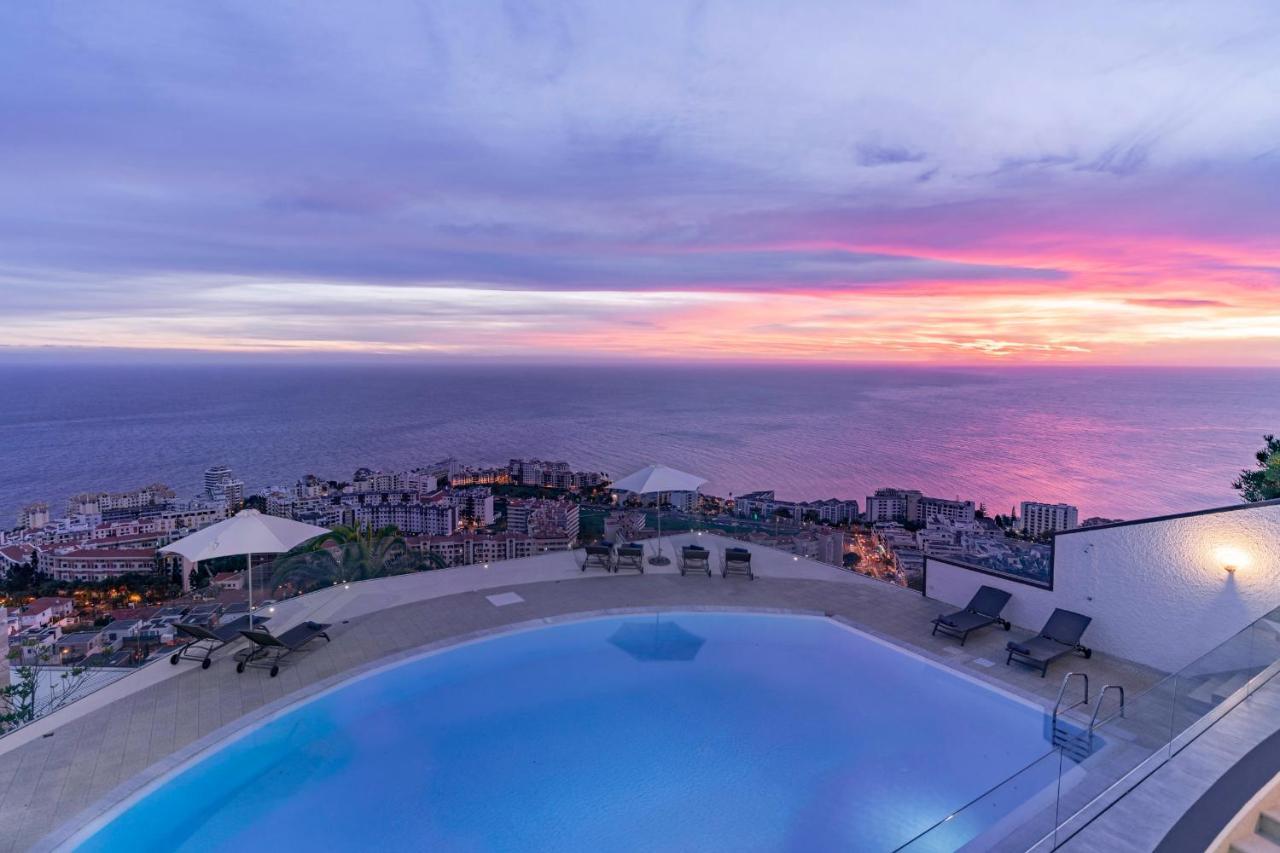 Sky Villa by Travel to Madeira Funchal  Esterno foto