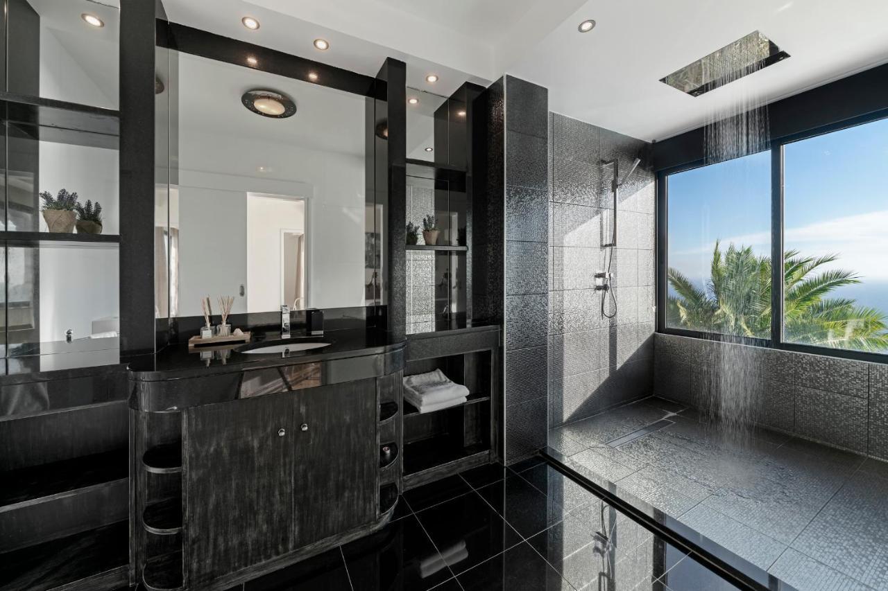 Sky Villa by Travel to Madeira Funchal  Esterno foto