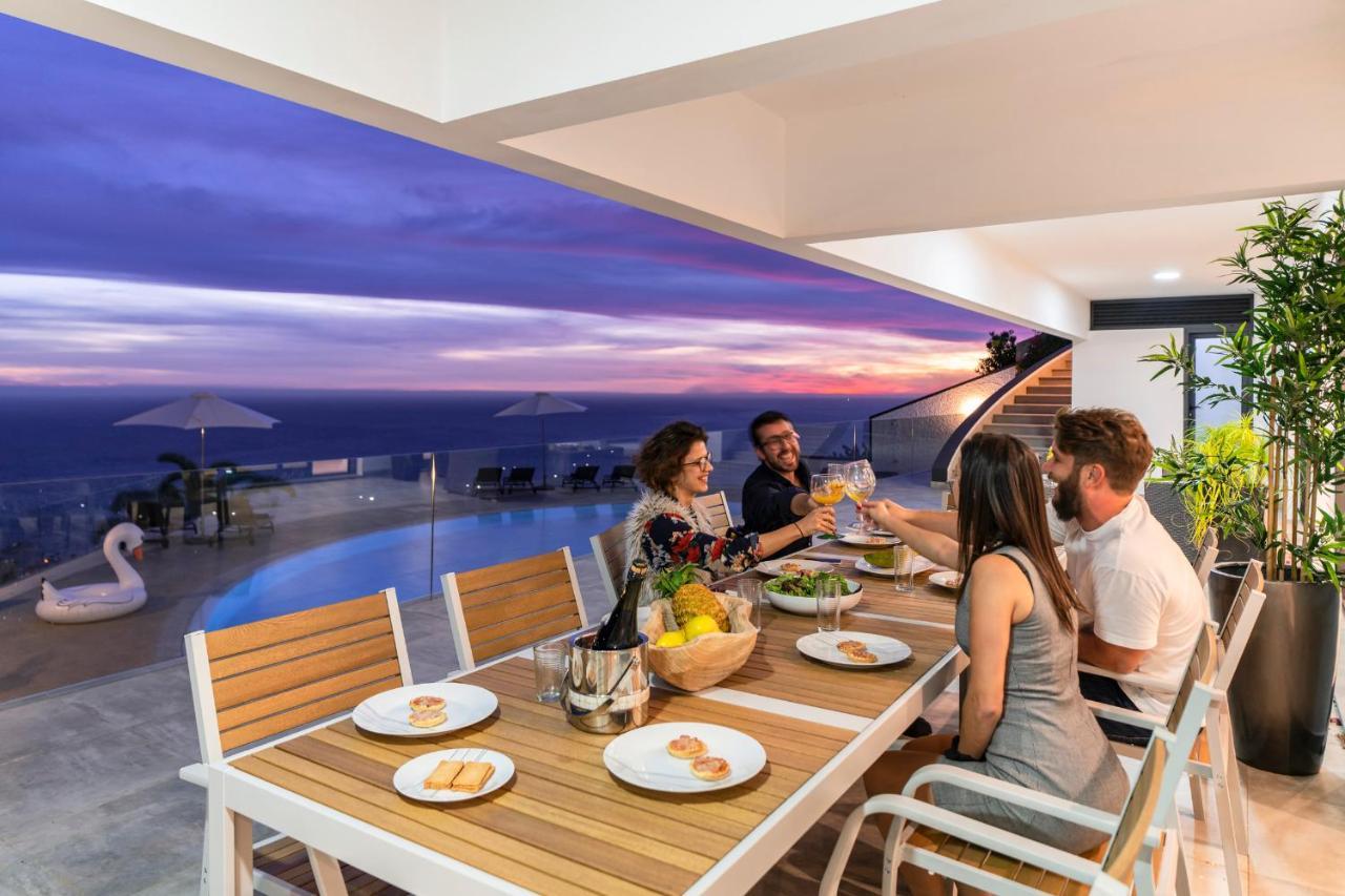 Sky Villa by Travel to Madeira Funchal  Esterno foto